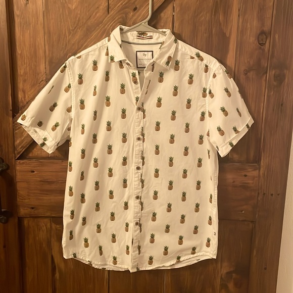 Denim and Flower Mens Medium Button Down Pineapple - Picture 1 of 4